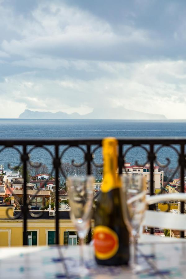 B&B Civico 33 Νάπολη Εξωτερικό φωτογραφία